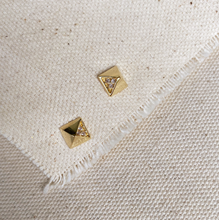 Load image into Gallery viewer, 18k Gold Filled Pyramid Detail Cubic Zirconia Stud Earrings