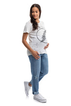 Load image into Gallery viewer, 27" Cuffed Slim Girlfriend Jeans in Jaimie