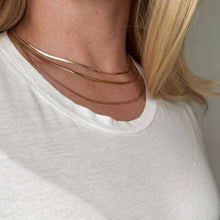 Load image into Gallery viewer, 18k Gold Filled 2.0mm Thick Herringbone Chain