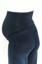 Load image into Gallery viewer, 32" Better Butter Wide Leg Maternity Jean in Yanique