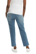 Load image into Gallery viewer, 28" Ankle Straight Leg Jean in Kinsley