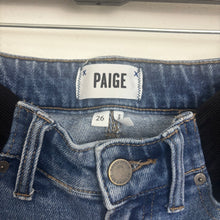 Load image into Gallery viewer, Cutoff Denim Shorts - XS

