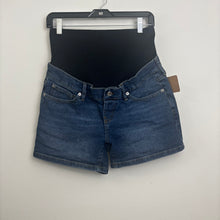 Load image into Gallery viewer, Full Panel Maternity Jean Short - M
