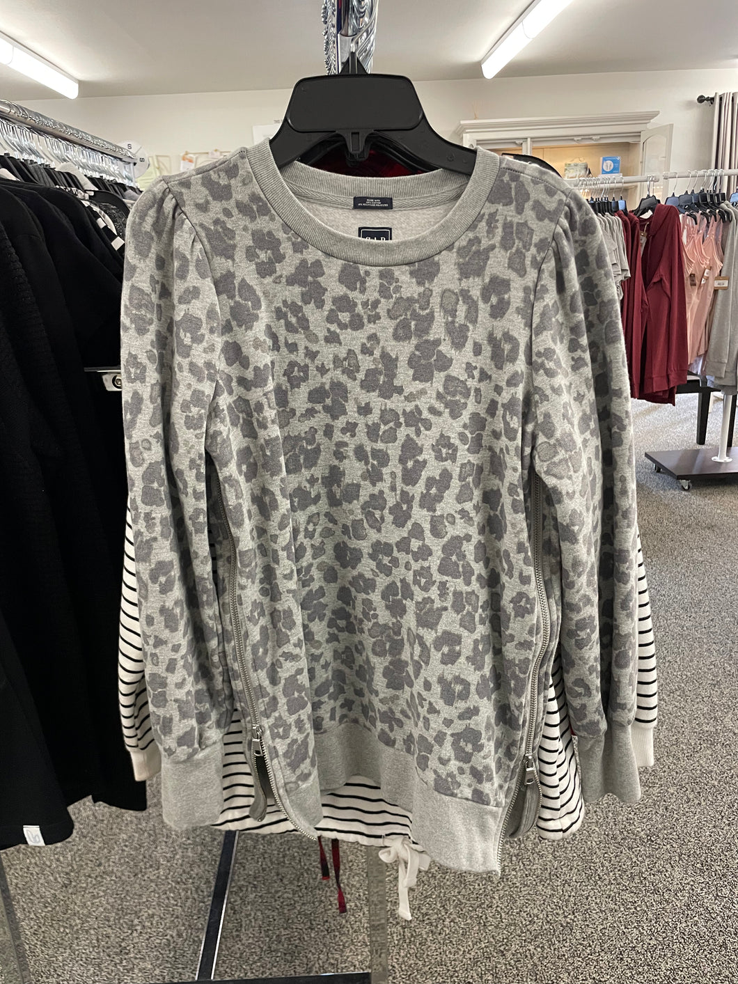Gray Leopard Print Sweatshirt- XS