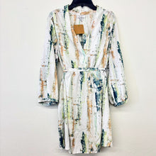 Load image into Gallery viewer, V- Neck Blouse - X-Large
