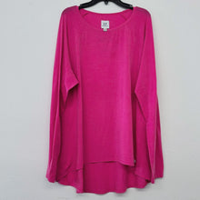 Load image into Gallery viewer, Long Sleeved Crew Neck Shirt - X-Large
