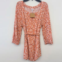 Load image into Gallery viewer, Floral Blouse - S

