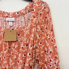 Load image into Gallery viewer, Floral Blouse - S
