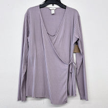 Load image into Gallery viewer, Long Sleeved Ribbed Wrap Top - M
