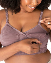 Load image into Gallery viewer, Sublime® Hands-Free Pumping &amp; Nursing Bra- Twilight
