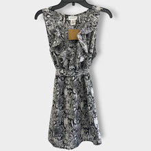 Load image into Gallery viewer, Sleeveless Snakeprint Blouse- S

